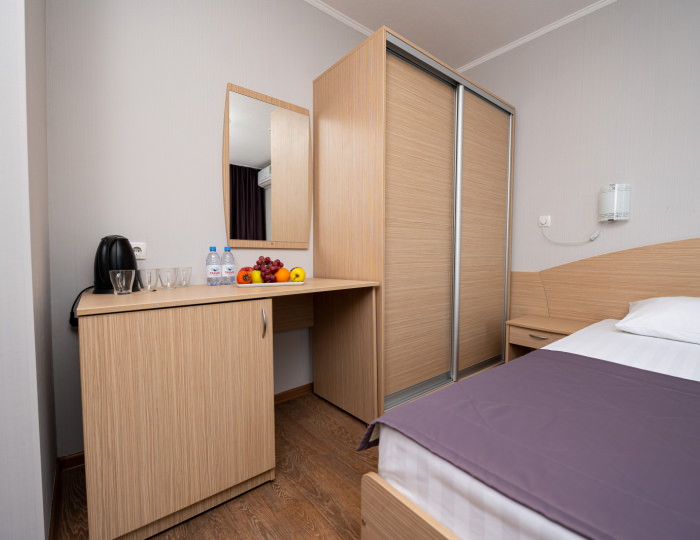 Family Плюс 3-местный 2-комнатный корпус 1 - Санаторий «Славутич» Алушта